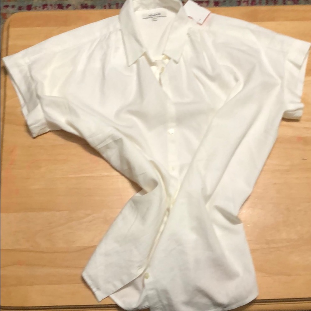 Madewell small cotton shortsleeved button blouse